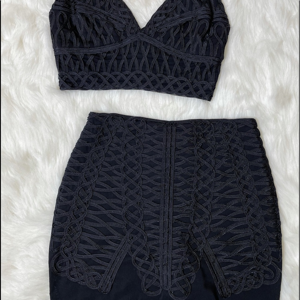 2piece black Bebe skirt set with mesh - Picture 2 of 10